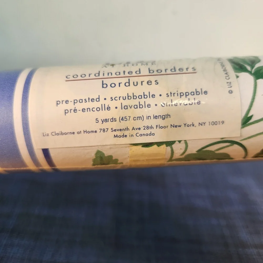 liz claiborne Blue Berry Vintage Border Wall Paper